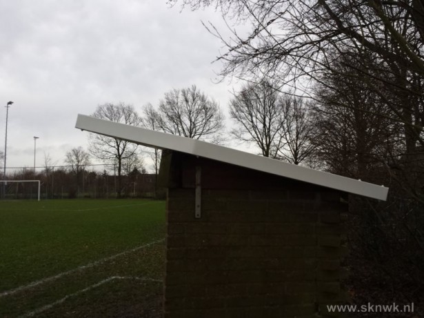 dugouts_veld2_nieuw_dak_4