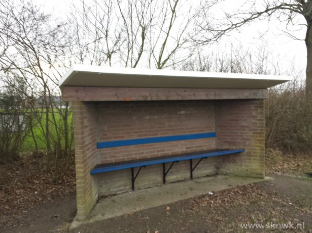 dugouts_veld2_nieuw_dak_5