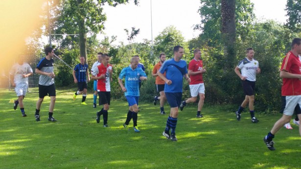 eerste_training_sknwk1_01082015_1