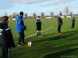 Training S.K.N.W.K. JO11-1 en JO11-2 van zaterdag 10 februari 2018 (25/53)