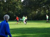 Training S.K.N.W.K. JO15-1 van zaterdag 6 oktober 2018 (24/40)