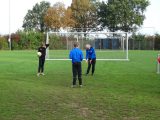 Training S.K.N.W.K. JO15-1 van zaterdag 20 oktober 2018 (11/25)