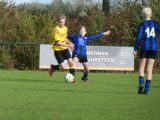 S.K.N.W.K. JO15-1 - Duiveland JO15-1 (competitie) seizoen 2019-2020 (najaar) (7/77)