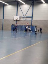 S.K.N.W.K. JO7-1 zaalvoetbal in De Vanger_21122019 (19/22)