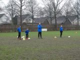 Training S.K.N.W.K. JO12-1 (zaterdag 02-02-2019) (18/63)