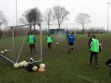 Training S.K.N.W.K. JO12-1 (zaterdag 02-02-2019) (43/63)