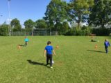 S.K.N.W.K. JO7-1 heeft training hervat tijdens coronacrisis (28/34)