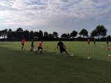 Laatste training van het seizoen voor de lagere seniorenteams van S.K.N.W.K. (5/35)