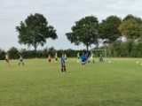 Laatste training S.K.N.W.K. JO13-1 van dit seizoen (10/25)