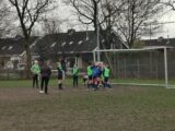 Onderlinge wedstrijd S.K.N.W.K. JO15-1 en JO17-1 (zaterdag 12 december 2020) (12/186)