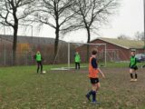 Onderlinge wedstrijd S.K.N.W.K. JO15-1 en JO17-1 (zaterdag 12 december 2020) (86/186)