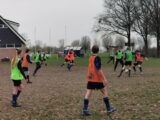 Onderlinge wedstrijd S.K.N.W.K. JO15-1 en JO17-1 (zaterdag 12 december 2020) (87/186)