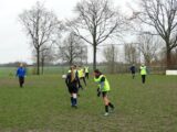 Onderlinge wedstrijd S.K.N.W.K. JO15-1 en JO17-1 (zaterdag 19 december 2020) (94/122)