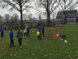 Onderlinge wedstrijd S.K.N.W.K. JO7-1 en JO9-1 (zaterdag 12 december 2020) (27/113)