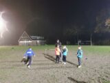 Voetbalpieten bezoeken training S.K.N.W.K. JO7-1, JO9-1 en JO13-1 (36/112)