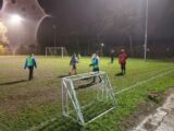 Voetbalpieten bezoeken training S.K.N.W.K. JO7-1, JO9-1 en JO13-1 (43/112)