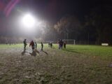 Voetbalpieten bezoeken training S.K.N.W.K. JO7-1, JO9-1 en JO13-1 (47/112)