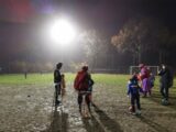 Voetbalpieten bezoeken training S.K.N.W.K. JO7-1, JO9-1 en JO13-1 (50/112)