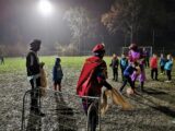 Voetbalpieten bezoeken training S.K.N.W.K. JO7-1, JO9-1 en JO13-1 (53/112)