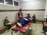 Voetbalpieten bezoeken training S.K.N.W.K. JO7-1, JO9-1 en JO13-1 (96/112)