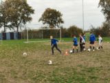 Training S.K.N.W.K. JO11-1 van zaterdag 31 oktober 2020 (18/113)