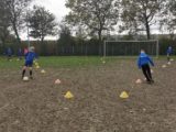 Training S.K.N.W.K. JO13-1 van zaterdag 24 oktober 2020 (24/79)