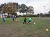 Training S.K.N.W.K. JO13-1 van zaterdag 24 oktober 2020 (50/79)