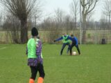 Onderlinge wedstrijd S.K.N.W.K. JO11-1 en JO13-1 (zaterdag 16 januari 2021) (14/85)