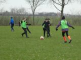 Onderlinge wedstrijd S.K.N.W.K. JO11-1 en JO13-1 (zaterdag 16 januari 2021) (39/85)