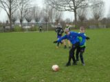 Onderlinge wedstrijd S.K.N.W.K. JO11-1 en JO13-1 (zaterdag 16 januari 2021) (53/85)