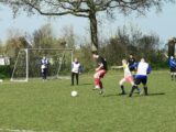 Onderlinge wedstrijd S.K.N.W.K. JO11-1 en JO13-1 (zaterdag 24 april 2021) (63/101)