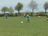 Onderlinge wedstrijd S.K.N.W.K. JO15-1 en JO17-1 (zaterdag 24 april 2021) (2/87)