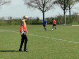 Onderlinge wedstrijd S.K.N.W.K. JO15-1 en JO17-1 (zaterdag 24 april 2021) (64/87)