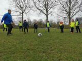 Onderlinge wedstrijd S.K.N.W.K. JO7-1 en JO9-1 (maandag 5 april 2021 - 2e Paasdag) (23/102)