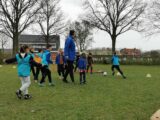 Onderlinge wedstrijd S.K.N.W.K. JO7-1 en JO9-1 (zaterdag 10 april 2021) (18/83)