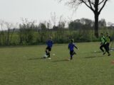 Onderlinge wedstrijd S.K.N.W.K. JO7-1 en JO9-1 (zaterdag 24 april 2021) (51/99)