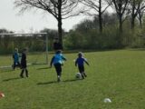 Onderlinge wedstrijd S.K.N.W.K. JO7-1 en JO9-1 (zaterdag 24 april 2021) (95/99)