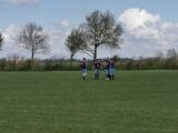 Onderlinge wedstrijd tussen spelers S.K.N.W.K. 1 en S.K.N.W.K. JO19-1 van zaterdag 1 mei 2021 (7/82)