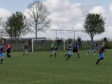 Onderlinge wedstrijd tussen spelers S.K.N.W.K. 1 en S.K.N.W.K. JO19-1 van zaterdag 1 mei 2021 (62/82)