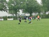 Onderlinge wedstrijd tussen S.K.N.W.K. 2 en S.K.N.W.K. JO19-1 van zaterdag 5 juni 2021 (61/117)