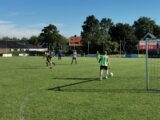 Laatste training S.K.N.W.K. JO15-1 seizoen 2020-2021 (3/44)