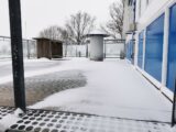 Sneeuwlaag bedekt sportpark 'Het Springer' (18/34)