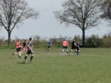 Training seniorenteams S.K.N.W.K. van zaterdag 24 april 2021 (44/94)