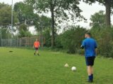 Training S.K.N.W.K. 1 van zaterdag 5 juni 2021 (5/70)