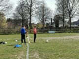 Training S.K.N.W.K. JO19-1 van zaterdag 24 april 2021 (4/105)