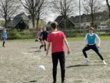 Training S.K.N.W.K. JO19-1 van zaterdag 24 april 2021 (29/105)