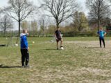 Training S.K.N.W.K. JO19-1 van zaterdag 24 april 2021 (35/105)