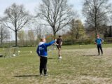 Training S.K.N.W.K. JO19-1 van zaterdag 24 april 2021 (37/105)