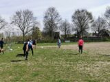 Training S.K.N.W.K. JO19-1 van zaterdag 24 april 2021 (51/105)