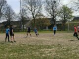 Training S.K.N.W.K. JO19-1 van zaterdag 24 april 2021 (61/105)